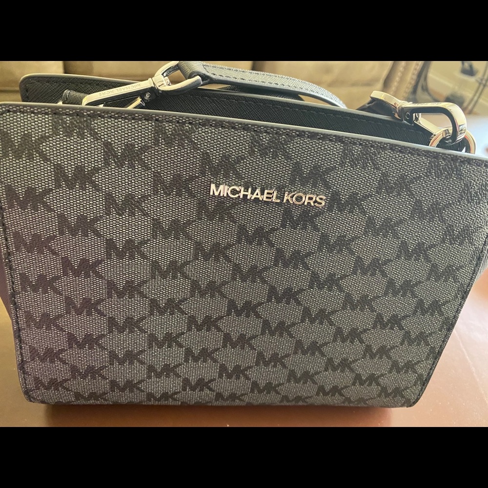 Michael Kors bag